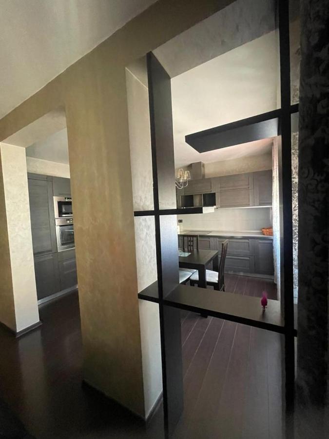 Luxury Apartment City Centre Tirana Eksteriør billede